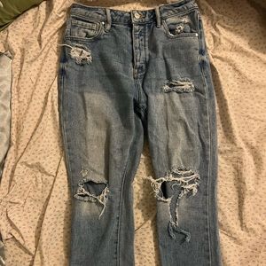 PACSUN RIPPED MOM JEANS